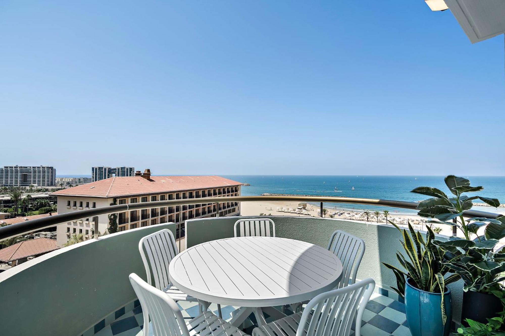 Sunsets Paradise 2Br With Parking By Beachfront Stay Herzliya Exterior photo